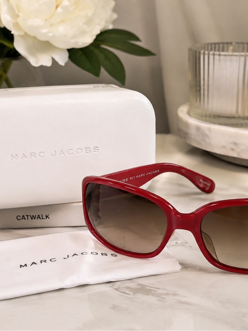 Marc by Marc Jacobs Red Designer Sunglasses MMJ 007/S with Case & Cloth